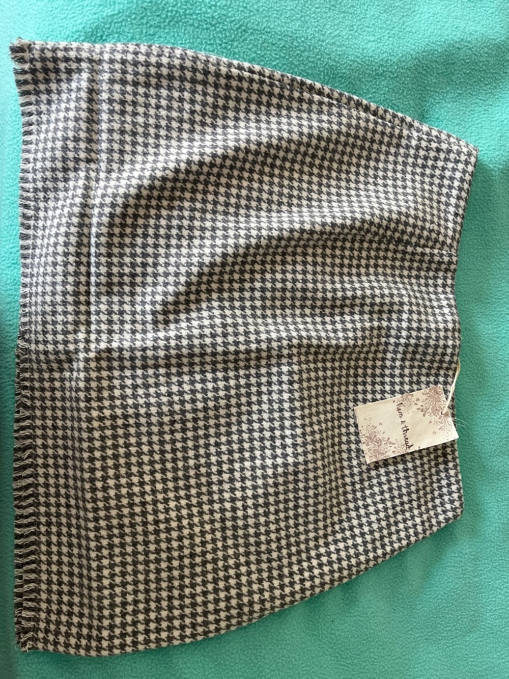 Hem & Thread Houndstooth Skirt in Black and White